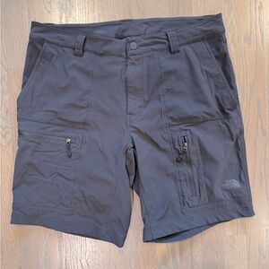 Northface Men’s Shorts, good condition, size 34.